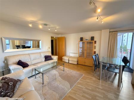 Lounge/Diner