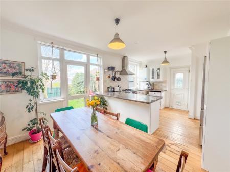 Dining Kitchen
