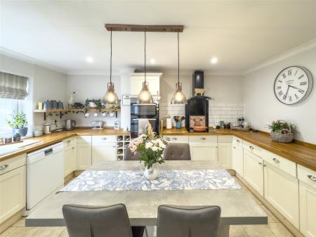 Dining Kitchen