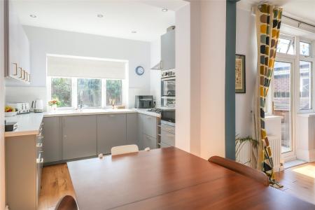 Dining Kitchen