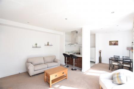 Living Room/Kitchen