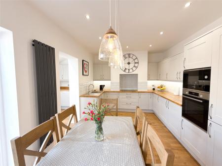 Dining Kitchen