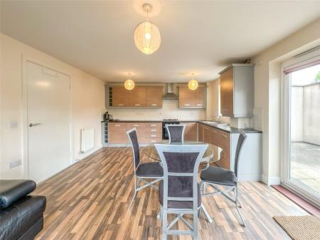 Lounge/Diner/Kitchen