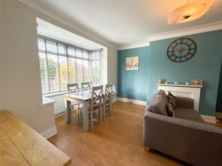 Lounge/Diner