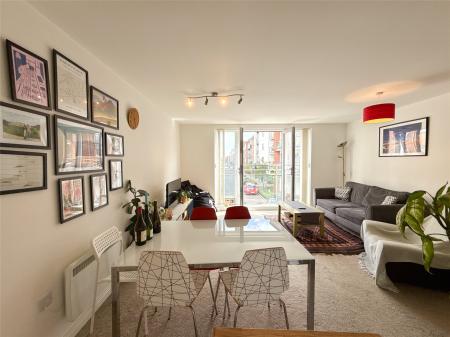 Lounge/Diner