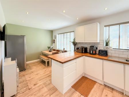 Dining Kitchen
