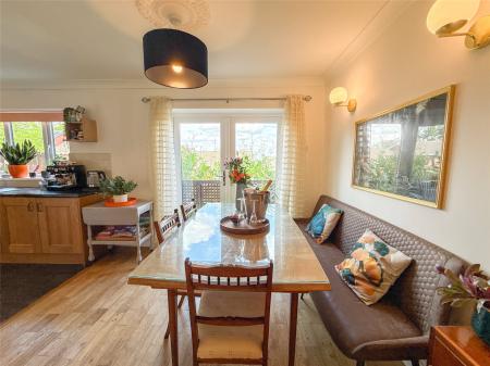 Dining Kitchen