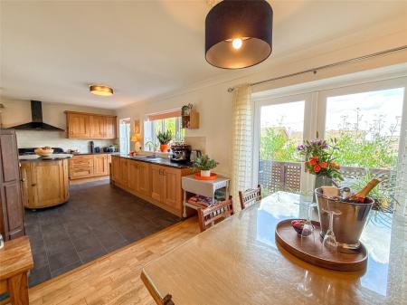 Dining Kitchen