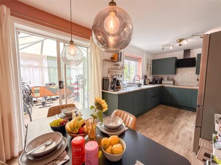 Dining Kitchen