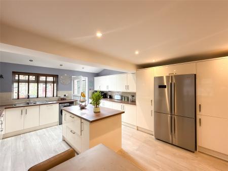 Dining Kitchen