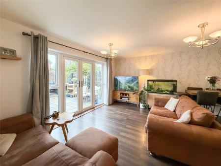 Lounge/Diner