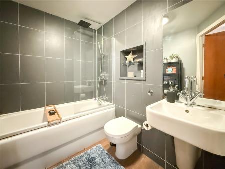 Main Bathroom