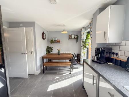 Dining Kitchen
