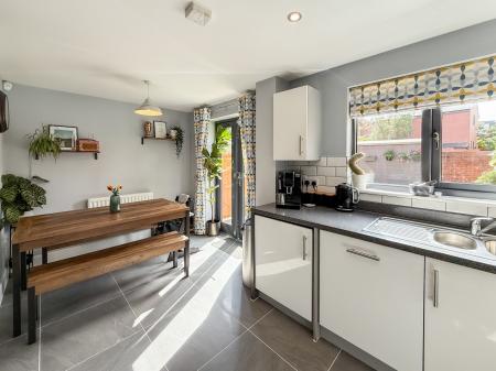 Dining Kitchen