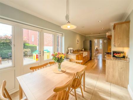 Dining Kitchen