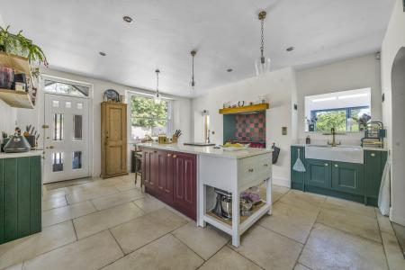 Oaklands Road, Buckfastleigh, Devon