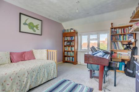 bedroom3