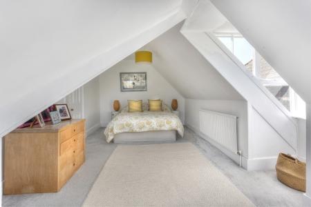 topfloorbedroom1
