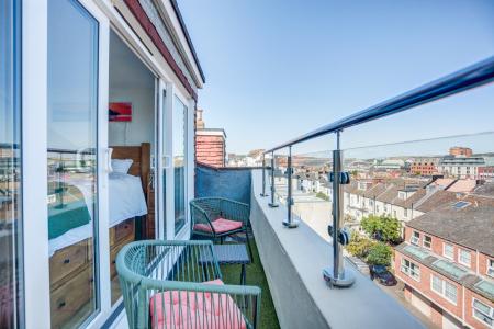 balcony