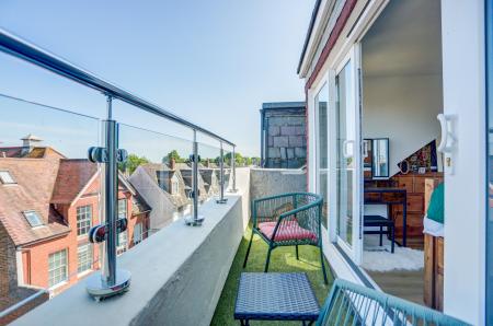 balcony2