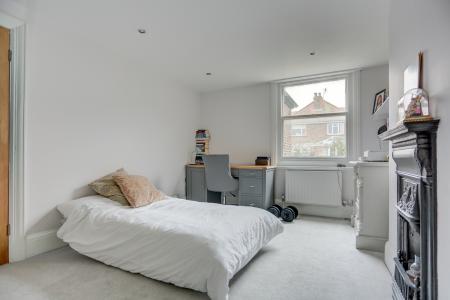 bedroom3