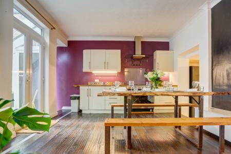 kitchendiner8