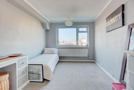 bedroom2
