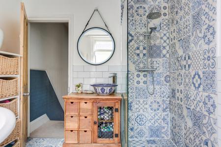 bathroom4
