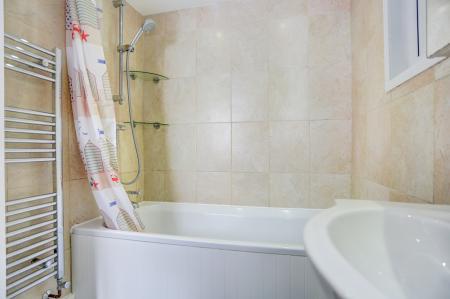 bathroom2