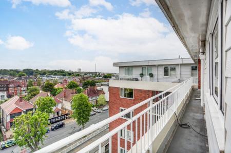 balcony2