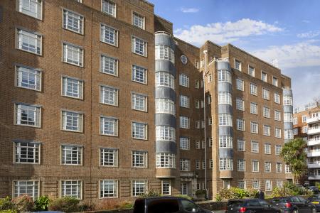 24harewoodcourt02