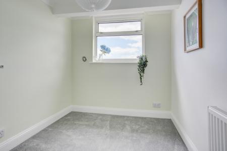 bedroom2