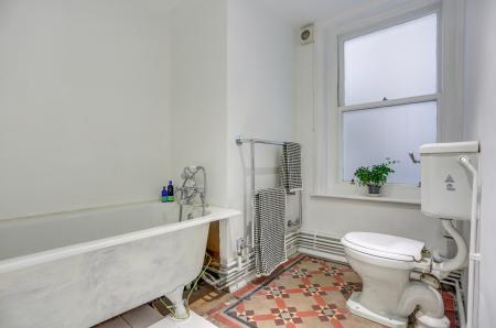 bathroom2