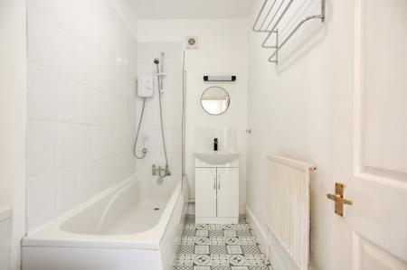 bathroom2