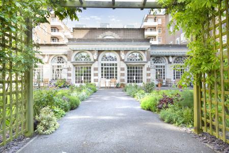 4harewoodcourt09
