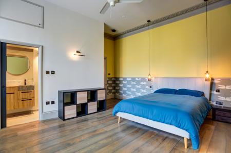 bedroom2