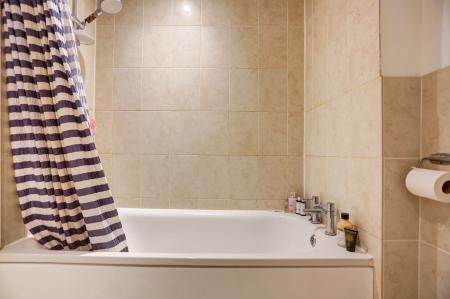 bathroom2