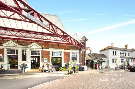 Hove Station