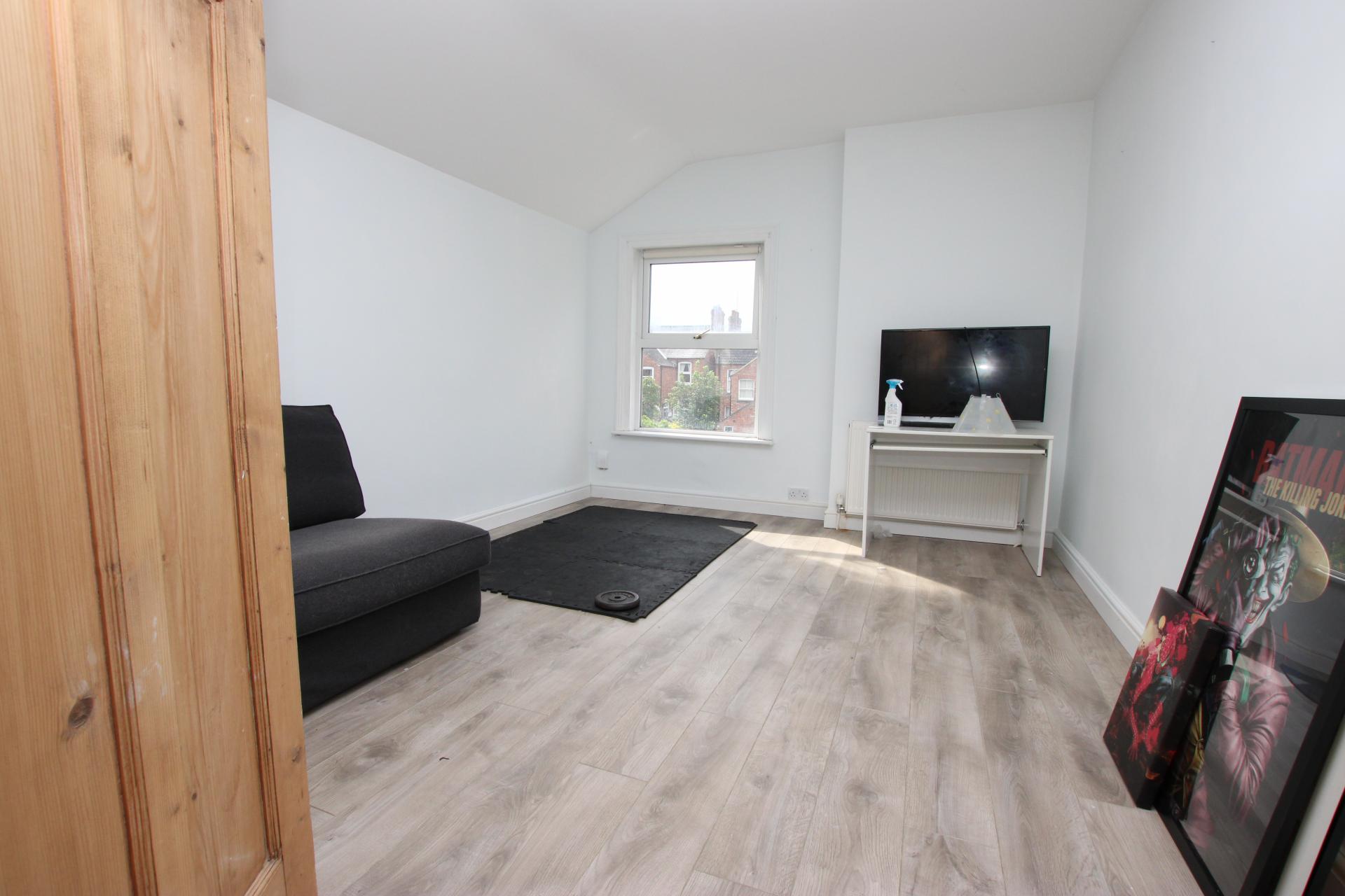 3 bedroom Terraced House for rent in Rushden