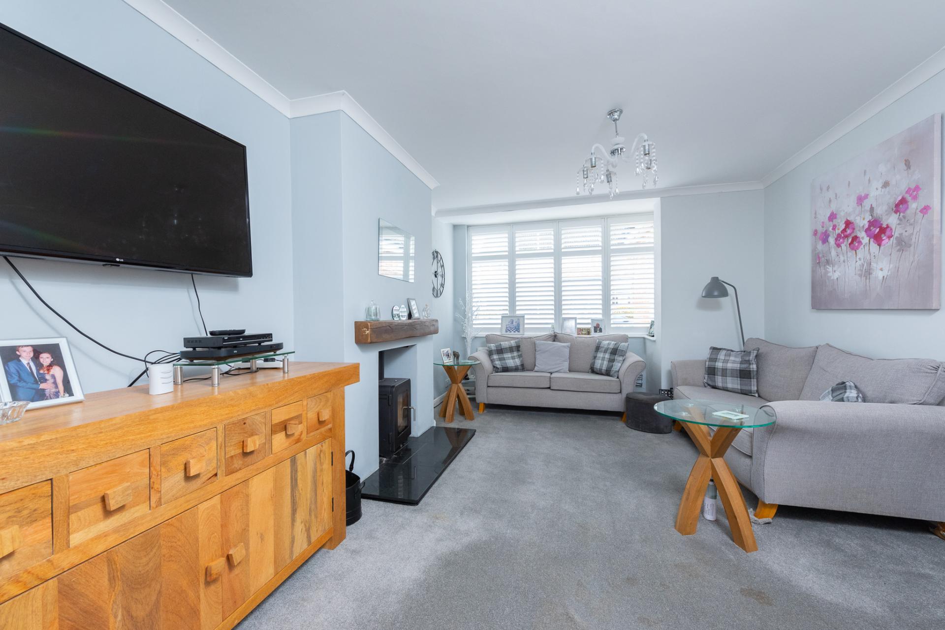 3 bedroom SemiDetached House for sale in Crowthorne