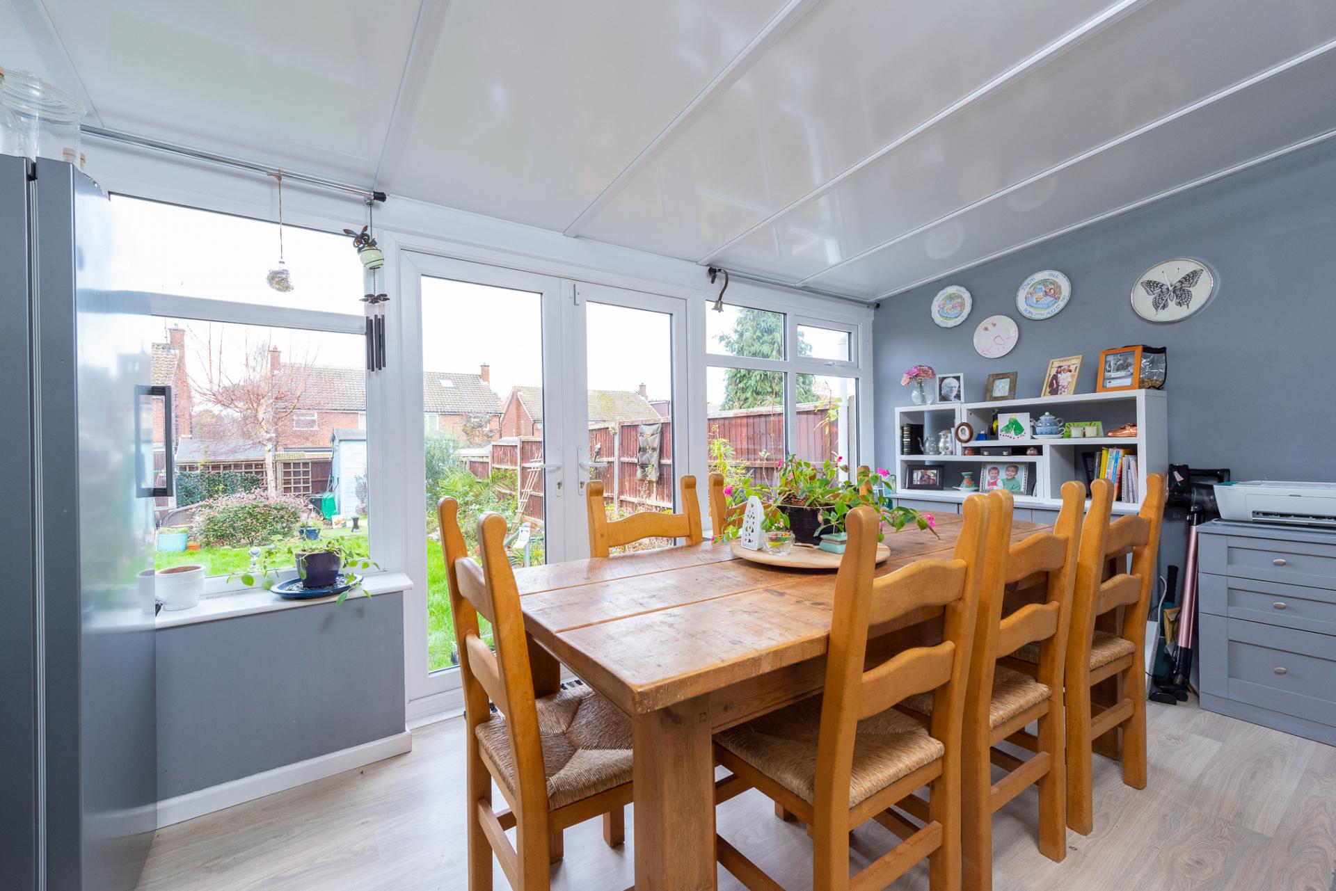 3 bedroom SemiDetached House for sale in Crowthorne