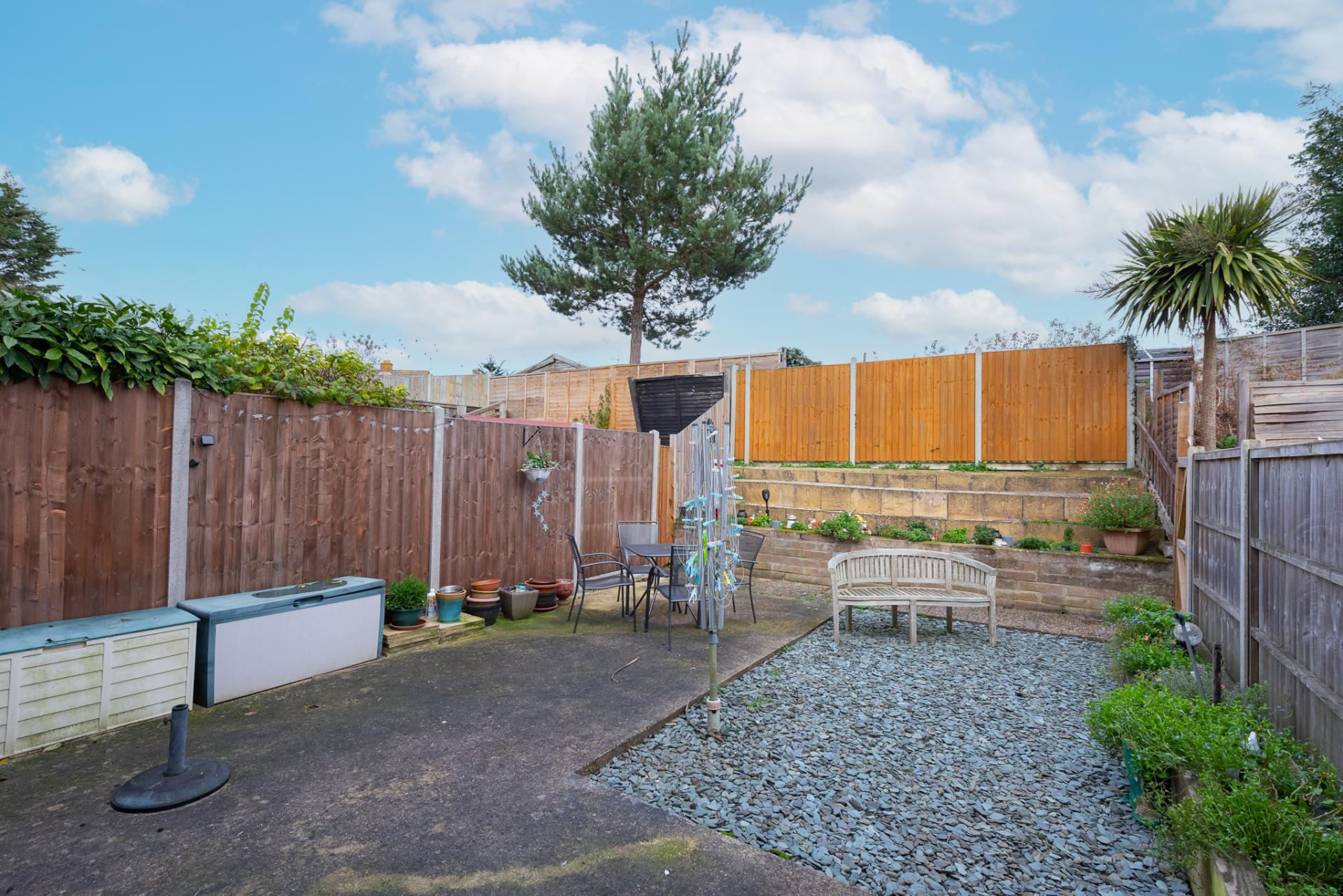 3 bedroom Terraced House for sale in Camberley