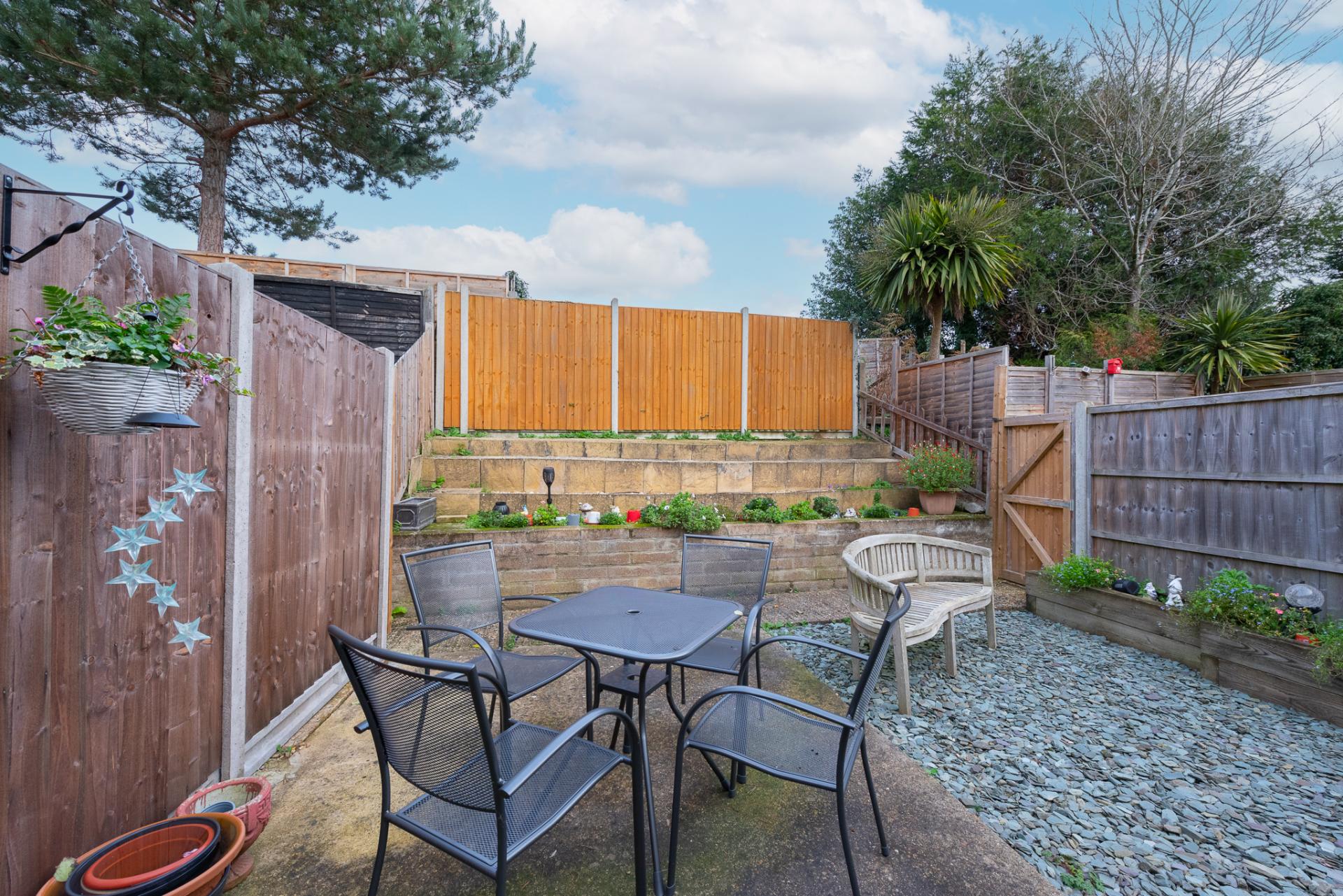 3 bedroom Terraced House for sale in Camberley