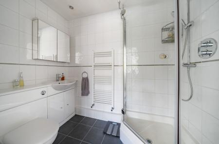 Ensuite Shower