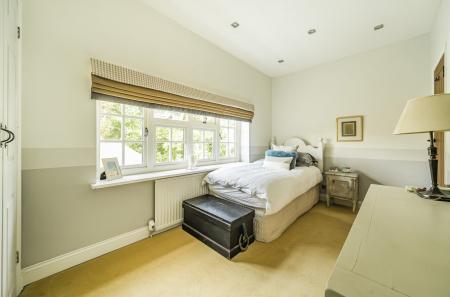 Bed 4