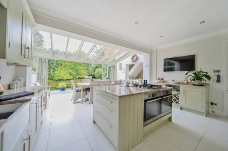 Spacious Kitchen