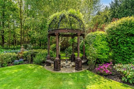 Rose Garden