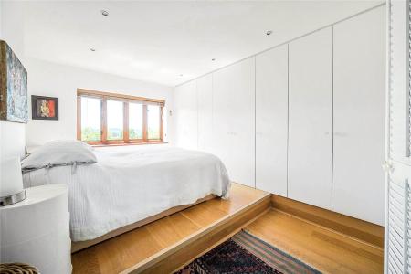 Principal Bed
