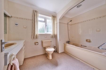 Ensuite