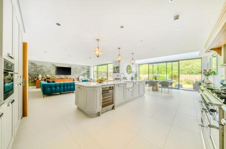 Kitchen/Dining
